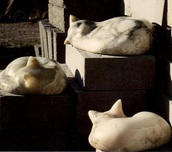 0060~Cats Alabaster